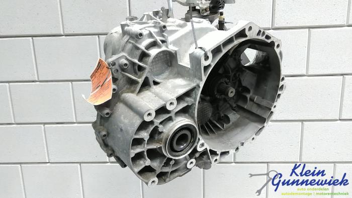 Gebruikte Versnellingsbak Volkswagen Tiguan Prijs € 712,00 Margeregeling aangeboden door Klein Gunnewiek Autodemontage & Motorentechniek