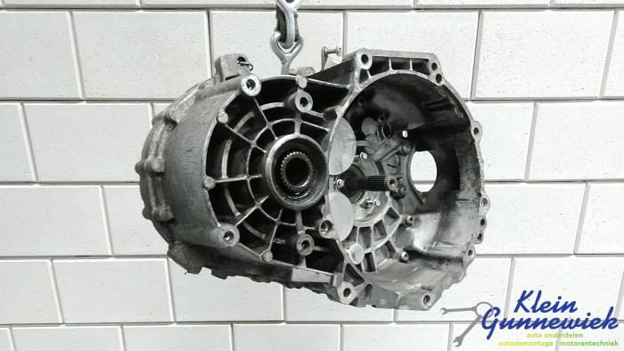 Gebruikte Versnellingsbak Volkswagen Passat Prijs € 350,00 Margeregeling aangeboden door Klein Gunnewiek Autodemontage & Motorentechniek