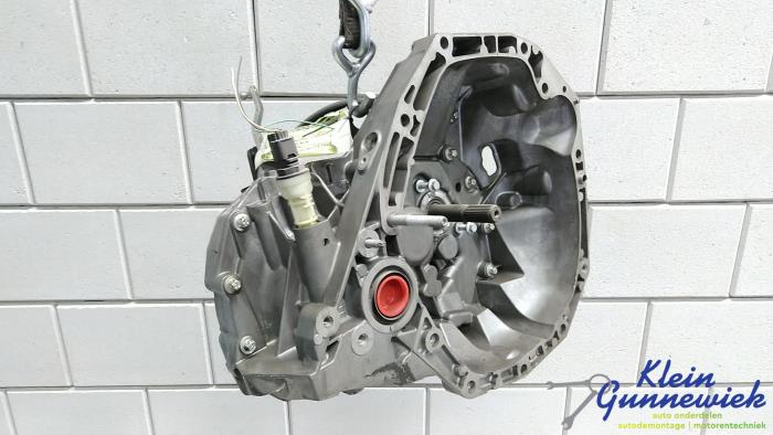Gebruikte Versnellingsbak Dacia Sandero Prijs € 990,00 Margeregeling aangeboden door Klein Gunnewiek Autodemontage & Motorentechniek