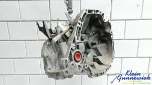 Gebruikte Versnellingsbak Renault Clio Prijs € 350,00 Margeregeling aangeboden door Klein Gunnewiek Autodemontage & Motorentechniek