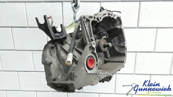 Gebruikte Versnellingsbak Renault Clio Prijs € 178,00 Margeregeling aangeboden door Klein Gunnewiek Autodemontage & Motorentechniek