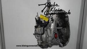 Gebruikte Versnellingsbak Renault Clio Prijs € 450,00 Margeregeling aangeboden door Gebr.Klein Gunnewiek Ho.BV