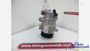 Gebruikte Pomp Airco Volkswagen Golf Sportsvan Prijs € 95,00 Margeregeling aangeboden door Klein Gunnewiek Autodemontage & Motorentechniek