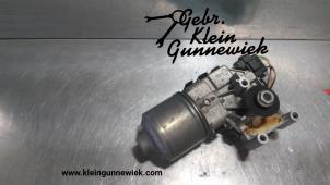 Gebruikte Ruitenwissermotor voor Renault Twingo Prijs € 35,00 Margeregeling aangeboden door Gebr.Klein Gunnewiek Ho.BV