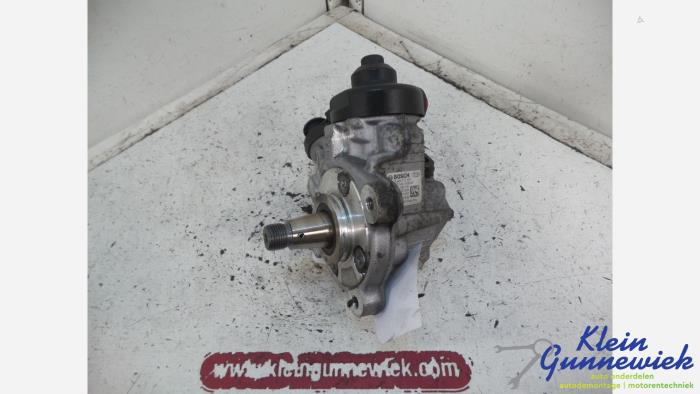 Gebruikte Brandstofpomp Mechanisch Volkswagen Passat Prijs € 139,00 Margeregeling aangeboden door Klein Gunnewiek Autodemontage & Motorentechniek