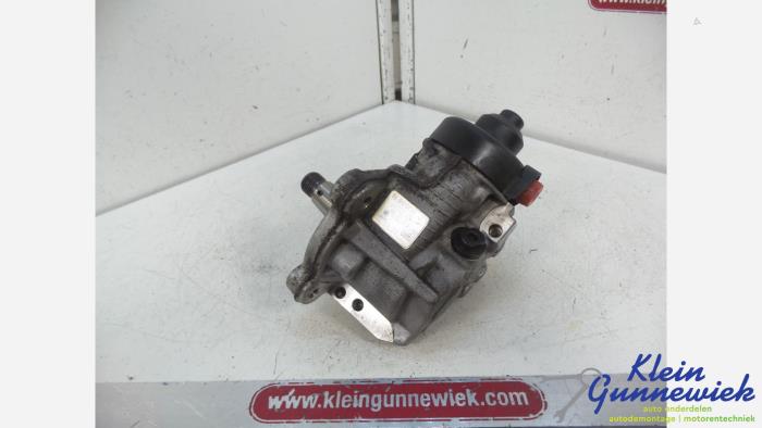 Gebruikte Brandstofpomp Mechanisch Volkswagen Passat Prijs € 139,00 Margeregeling aangeboden door Klein Gunnewiek Autodemontage & Motorentechniek