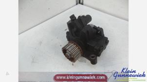 Gebruikte Brandstofpomp Mechanisch Mercedes Citan Prijs € 100,00 Margeregeling aangeboden door Klein Gunnewiek Autodemontage & Motorentechniek