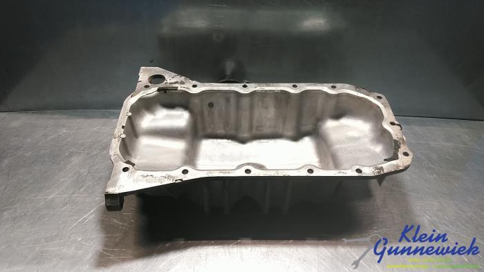 Carterpan van een Ford C-Max 2009