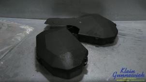 Gebruikte Distributiedeksel Audi A8 Prijs € 35,00 Margeregeling aangeboden door Klein Gunnewiek Autodemontage & Motorentechniek