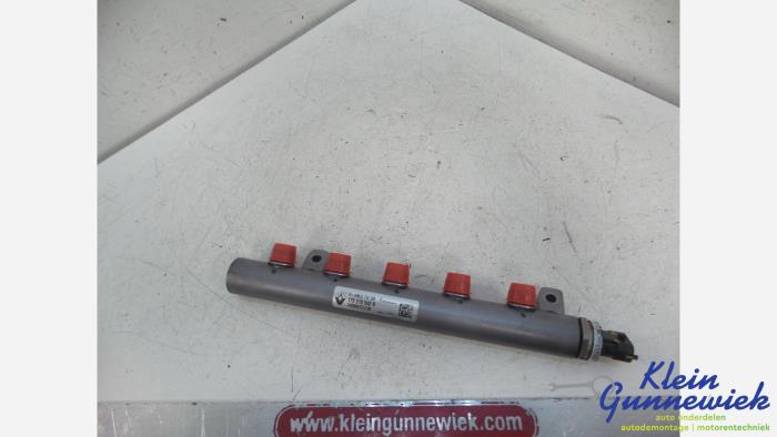 Nieuwe Verstuiver brug Opel Vivaro Prijs € 121,00 Inclusief btw aangeboden door Klein Gunnewiek Autodemontage & Motorentechniek