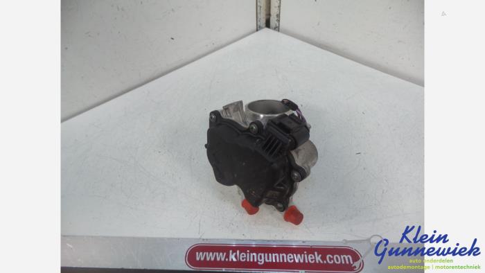 Gebruikte Gasklephuis Volkswagen Jetta Prijs € 66,00 Margeregeling aangeboden door Klein Gunnewiek Autodemontage & Motorentechniek