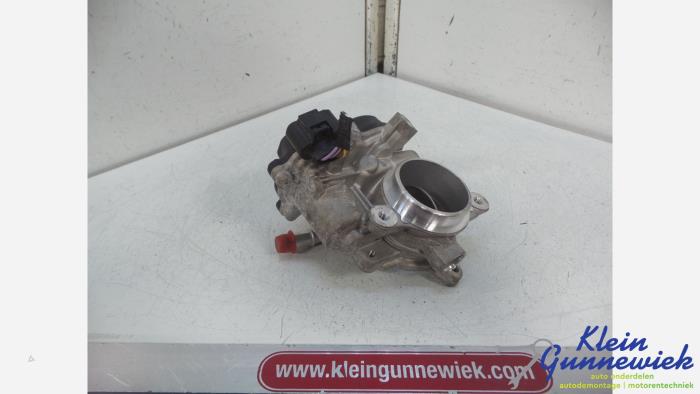 Gebruikte Gasklephuis Volkswagen Jetta Prijs € 66,00 Margeregeling aangeboden door Klein Gunnewiek Autodemontage & Motorentechniek
