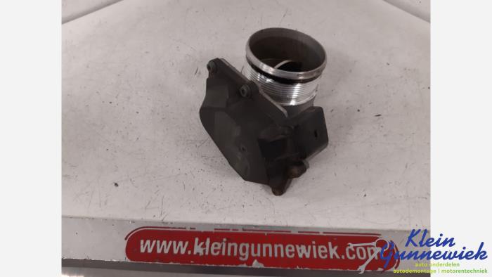 Gebruikte Gasklephuis Audi A8 Prijs € 19,00 Margeregeling aangeboden door Klein Gunnewiek Autodemontage & Motorentechniek