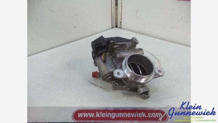 Gebruikte Gasklephuis Volkswagen E-Golf Prijs € 37,00 Margeregeling aangeboden door Klein Gunnewiek Autodemontage & Motorentechniek