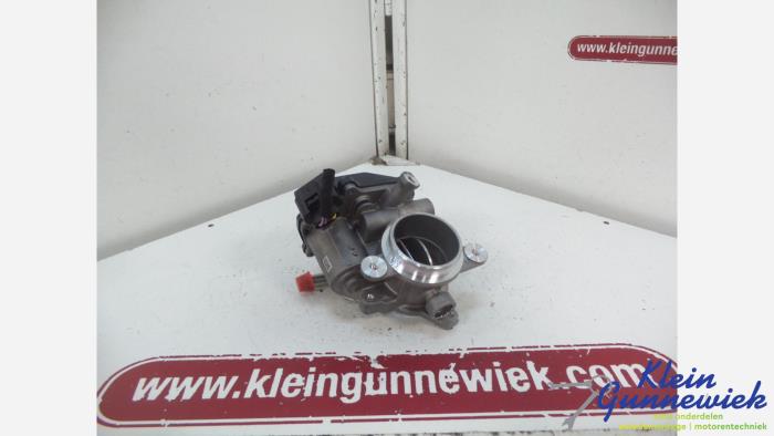 Gebruikte Gasklephuis Volkswagen Golf Sportsvan Prijs € 37,00 Margeregeling aangeboden door Klein Gunnewiek Autodemontage & Motorentechniek