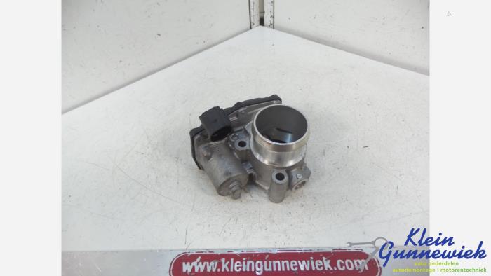 Gebruikte Gasklephuis Ford Focus Prijs € 28,00 Margeregeling aangeboden door Klein Gunnewiek Autodemontage & Motorentechniek