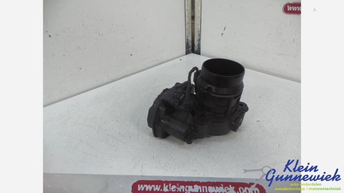 Gebruikte Gasklephuis BMW 3-Serie Prijs € 30,00 Margeregeling aangeboden door Klein Gunnewiek Autodemontage & Motorentechniek