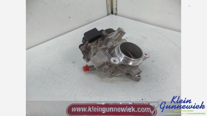 Gebruikte Gasklephuis Volkswagen Jetta Prijs € 66,00 Margeregeling aangeboden door Klein Gunnewiek Autodemontage & Motorentechniek