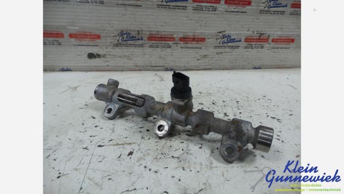 Gebruikte Common rail (Injectie) Opel Vivaro Prijs € 30,00 Margeregeling aangeboden door Klein Gunnewiek Autodemontage & Motorentechniek