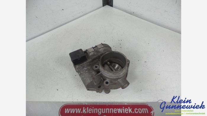 Gebruikte Gasklephuis Peugeot 206 Prijs € 15,00 Margeregeling aangeboden door Klein Gunnewiek Autodemontage & Motorentechniek