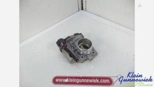 Gebruikte Gasklephuis Opel Corsa Prijs € 25,00 Margeregeling aangeboden door Klein Gunnewiek Autodemontage & Motorentechniek