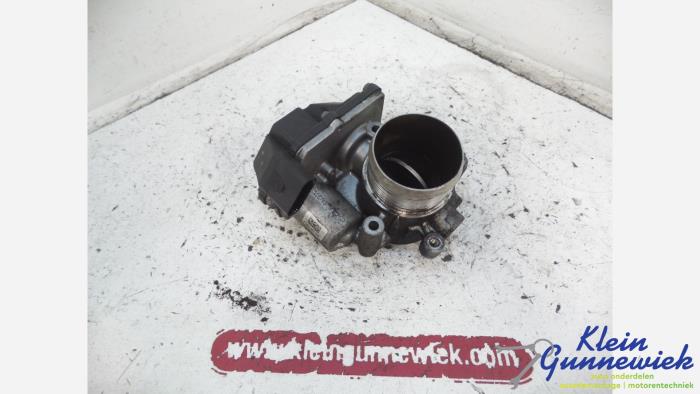 Gebruikte Gasklephuis Volkswagen Passat Prijs € 24,00 Margeregeling aangeboden door Klein Gunnewiek Autodemontage & Motorentechniek