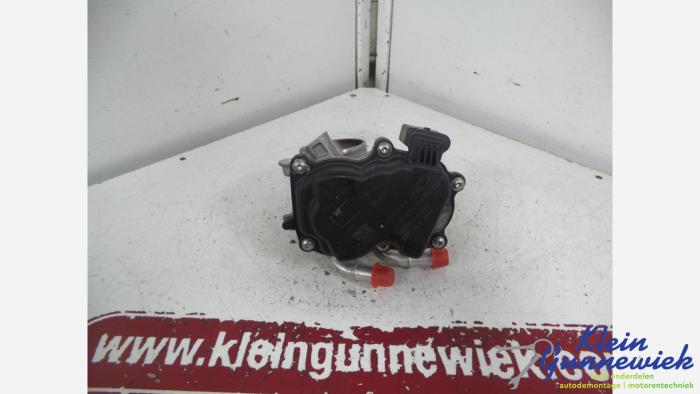 Gebruikte Gasklephuis Volkswagen Jetta Prijs € 66,00 Margeregeling aangeboden door Klein Gunnewiek Autodemontage & Motorentechniek