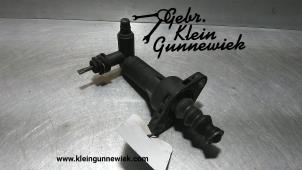 Gebruikte Koppeling Hulp Cilinder Volkswagen Passat Prijs € 35,00 Margeregeling aangeboden door Gebr.Klein Gunnewiek Ho.BV