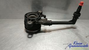 Gebruikte Koppeling Hulp Cilinder Renault Megane Scenic Prijs € 40,00 Margeregeling aangeboden door Klein Gunnewiek Autodemontage & Motorentechniek