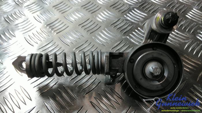 Gebruikte Spanrol Multiriem Opel Corsa Prijs € 27,00 Margeregeling aangeboden door Klein Gunnewiek Autodemontage & Motorentechniek