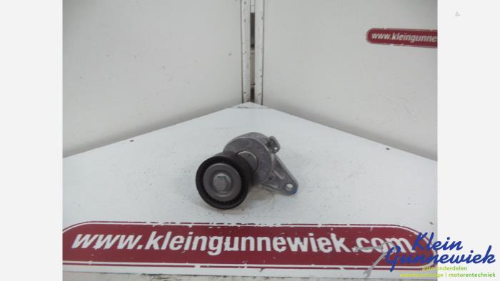 Gebruikte Spanrol Multiriem Volkswagen Golf Prijs € 15,00 Margeregeling aangeboden door Klein Gunnewiek Autodemontage & Motorentechniek