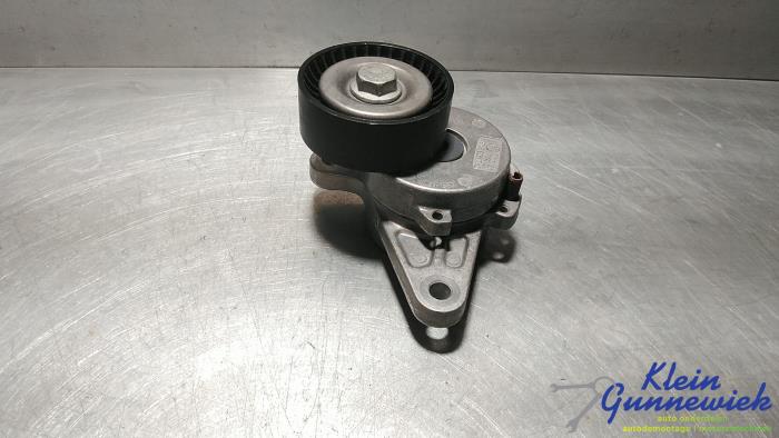 Gebruikte Spanrol Multiriem Volkswagen Scirocco Prijs € 15,00 Margeregeling aangeboden door Klein Gunnewiek Autodemontage & Motorentechniek