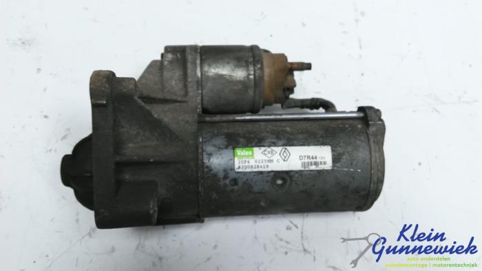 Startmotor van een Opel Vivaro 2006