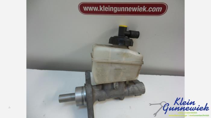 Gebruikte Hoofdremcilinder Dacia Sandero Prijs € 38,00 Margeregeling aangeboden door Klein Gunnewiek Autodemontage & Motorentechniek