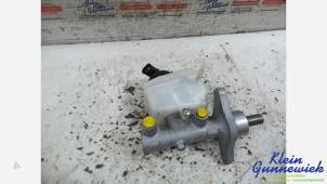 Gebruikte Hoofdremcilinder Dacia Sandero Prijs € 50,00 Margeregeling aangeboden door Klein Gunnewiek Autodemontage & Motorentechniek