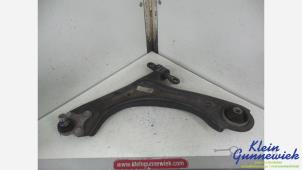 Gebruikte Draagarm onder links-voor Hyundai Tucson Prijs € 95,00 Margeregeling aangeboden door Klein Gunnewiek Autodemontage & Motorentechniek