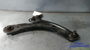 Gebruikte Draagarm onder rechts-voor Renault Koleos Prijs € 50,00 Margeregeling aangeboden door Klein Gunnewiek Autodemontage & Motorentechniek