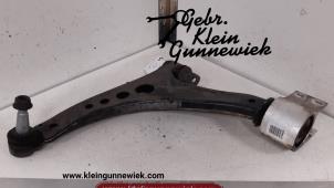 Gebruikte Draagarm onder links-voor Opel Insignia Prijs € 160,00 Margeregeling aangeboden door Gebr.Klein Gunnewiek Ho.BV