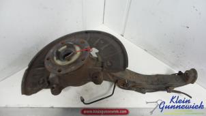 Gebruikte Fusee rechts-voor Volkswagen Touareg Prijs € 140,00 Margeregeling aangeboden door Klein Gunnewiek Autodemontage & Motorentechniek