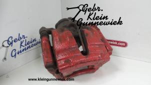 Gebruikte Remklauw (Tang) links-achter Audi Q7 Prijs € 95,00 Margeregeling aangeboden door Gebr.Klein Gunnewiek Ho.BV