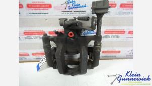 Gebruikte Remklauw (Tang) links-achter Opel Astra Prijs € 50,00 Margeregeling aangeboden door Klein Gunnewiek Autodemontage & Motorentechniek