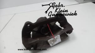 Gebruikte Remklauw (Tang) rechts-voor Volkswagen Tiguan Prijs € 80,00 Margeregeling aangeboden door Gebr.Klein Gunnewiek Ho.BV