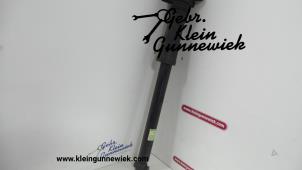 Gebruikte Schokbreker links-achter Kia Optima Prijs € 45,00 Margeregeling aangeboden door Gebr.Klein Gunnewiek Ho.BV
