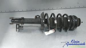 Gebruikte Mac Phersonpoot rechts-voor Opel Meriva Prijs € 40,00 Margeregeling aangeboden door Klein Gunnewiek Autodemontage & Motorentechniek