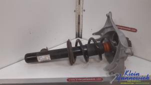 Gebruikte Schokdemperpoot rechts-voor Audi A5 Prijs € 165,00 Margeregeling aangeboden door Klein Gunnewiek Autodemontage & Motorentechniek