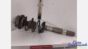 Gebruikte Mac Phersonpoot links-voor BMW 5-Serie Prijs € 40,00 Margeregeling aangeboden door Klein Gunnewiek Autodemontage & Motorentechniek