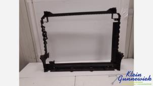 Gebruikte Voorfront Jaguar F-Pace Prijs € 50,00 Margeregeling aangeboden door Klein Gunnewiek Autodemontage & Motorentechniek