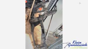 Gebruikte Frontpaneel Ford Mondeo Prijs € 50,00 Margeregeling aangeboden door Klein Gunnewiek Autodemontage & Motorentechniek