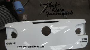 Gebruikte Kofferdeksel Volkswagen Golf Prijs € 60,00 Margeregeling aangeboden door Gebr.Klein Gunnewiek Ho.BV