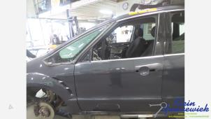 Gebruikte Deur 4Deurs links-voor Ford S-Max Prijs € 125,00 Margeregeling aangeboden door Klein Gunnewiek Autodemontage & Motorentechniek
